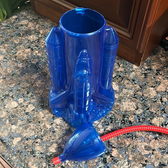 Plastic Rocket ship drinking bottle with straw - Picture 9 of 11